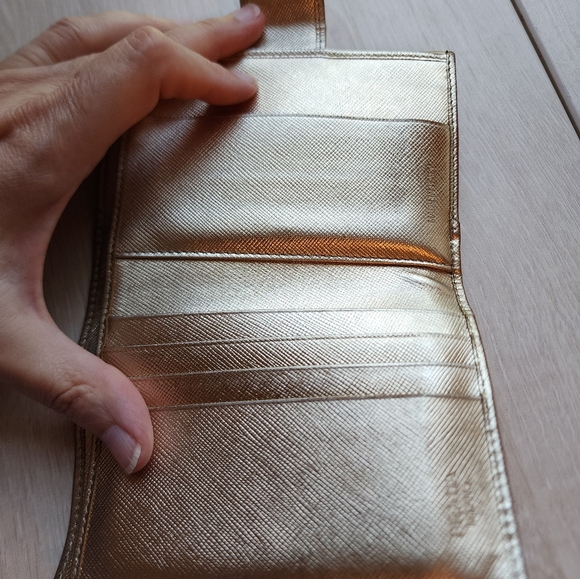 Used‎ Prada gold wallet with COA - Picture 8 of 16